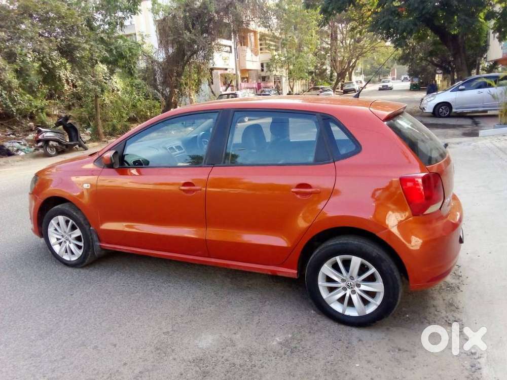 Volkswagen Polo Petrol Highline 1.6L, 2014, Diesel
