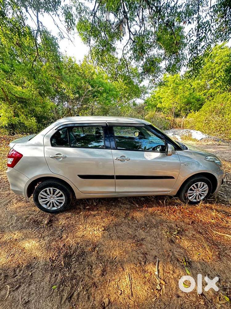 Maruti Suzuki Dzire 2015 Petrol 42500 Km Driven