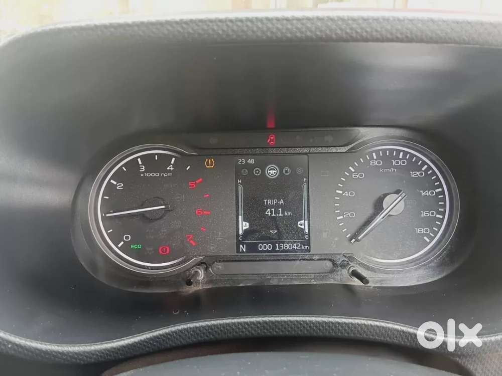 Mahindra Bolero Neo 1.5 N8, 2022, Diesel