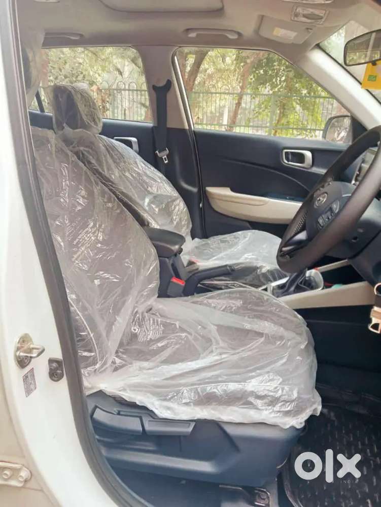 Hyundai Venue 2019 Petrol 45000 Km Driven