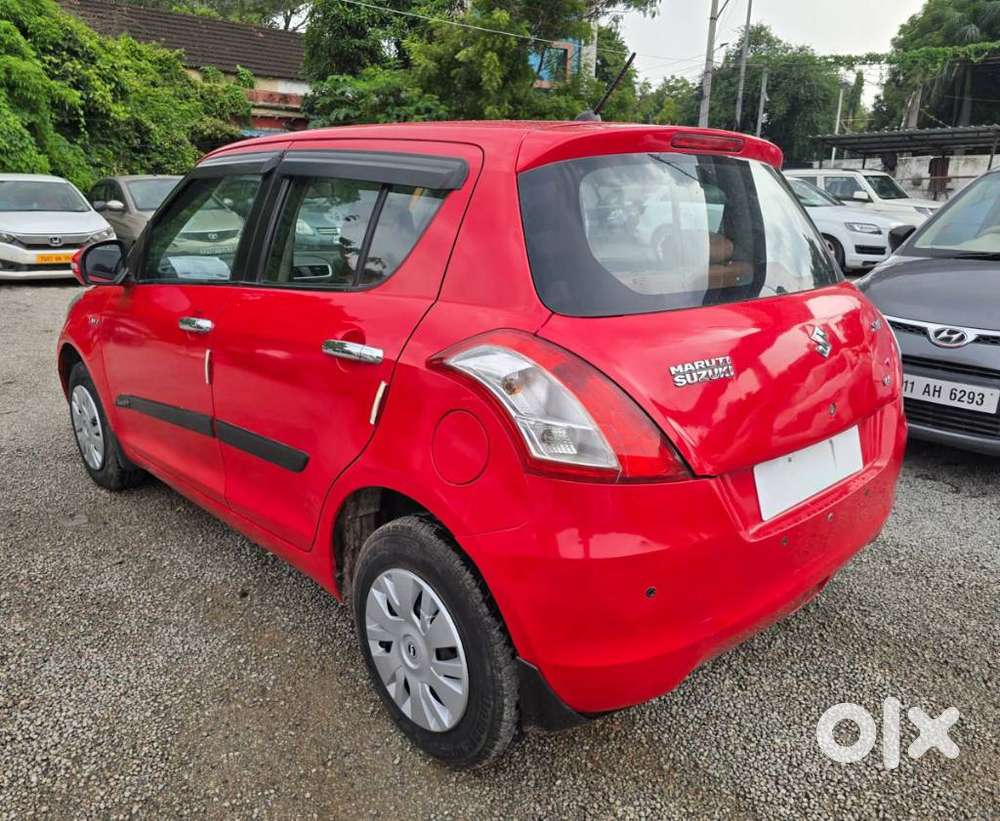 Maruti Suzuki Swift Vxi With Abs, 2015, Petrol