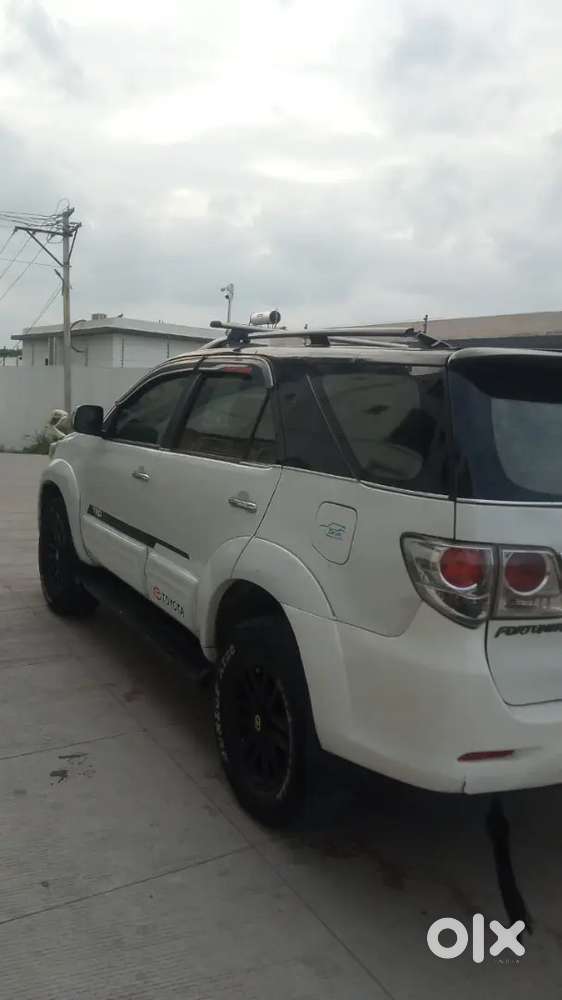 Toyota Fortuner 2010 Diesel 4x4 Manual
