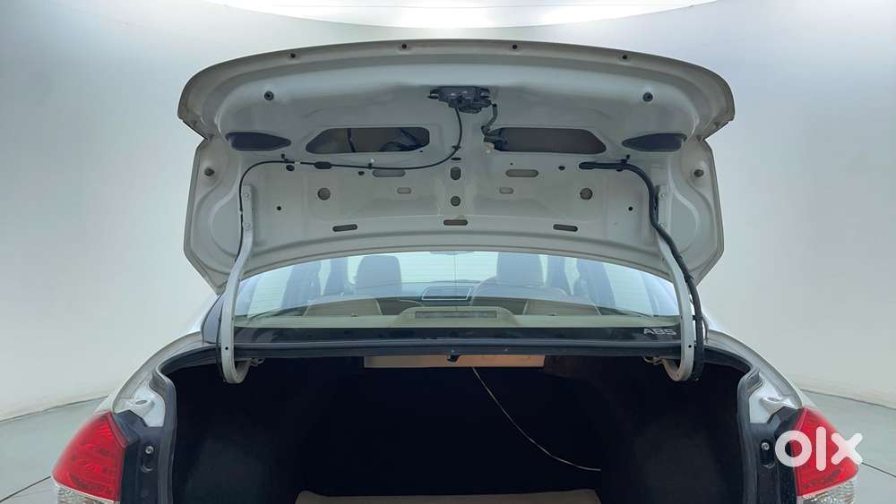 Maruti Suzuki Ciaz Zxi, 2015, Petrol