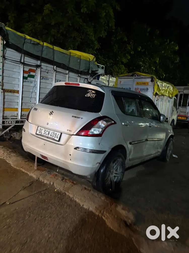 Maruti Suzuki Swift Vxi 2016
