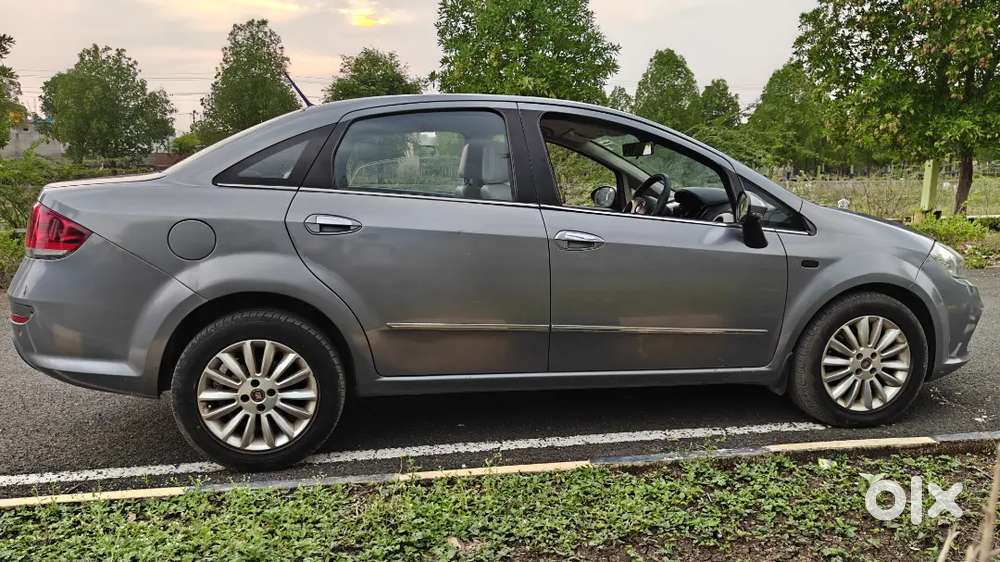 Fiat Linea T-jet 2015 | 94,000 Km | 1st Owner | Turbo Petrol | ₹1.80 L