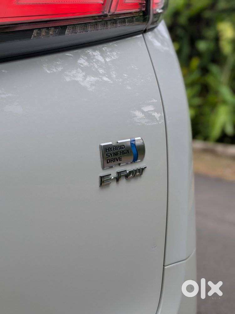 Toyota Vellfire 2.5 Executive Lounge, 2023, Petrol