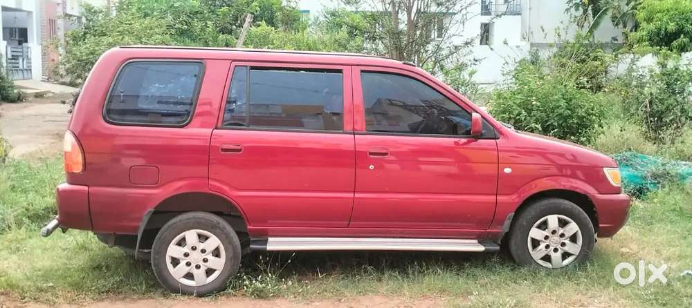 Chevrolet Tavera 2014 Diesel 16 Km Driven
