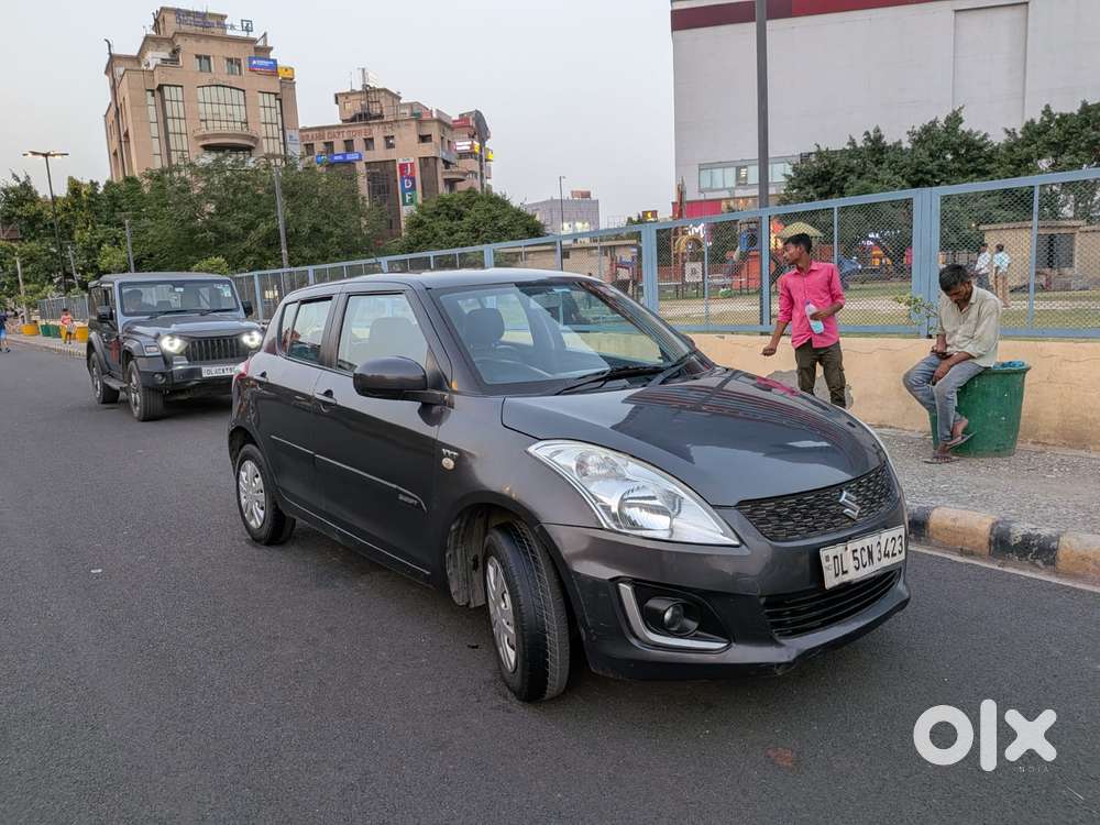 Maruti Suzuki Swift Vxi Optional, 2016, Petrol
