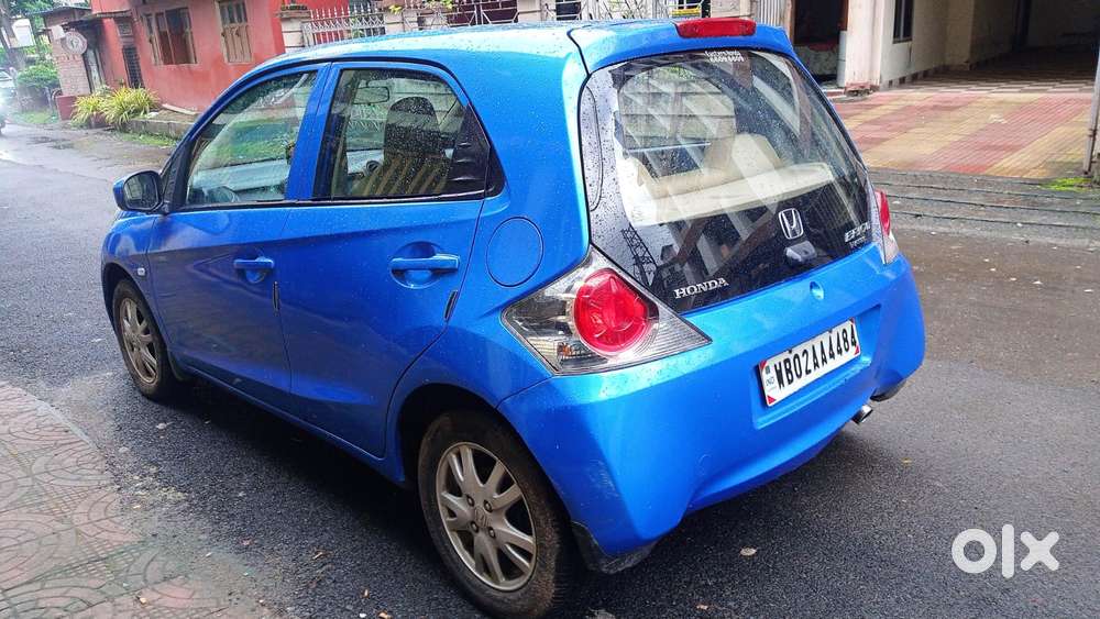 Honda Brio V Mt, 2012, Petrol