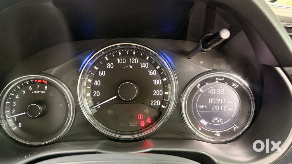 Honda City I-vtec V, 2018, Petrol