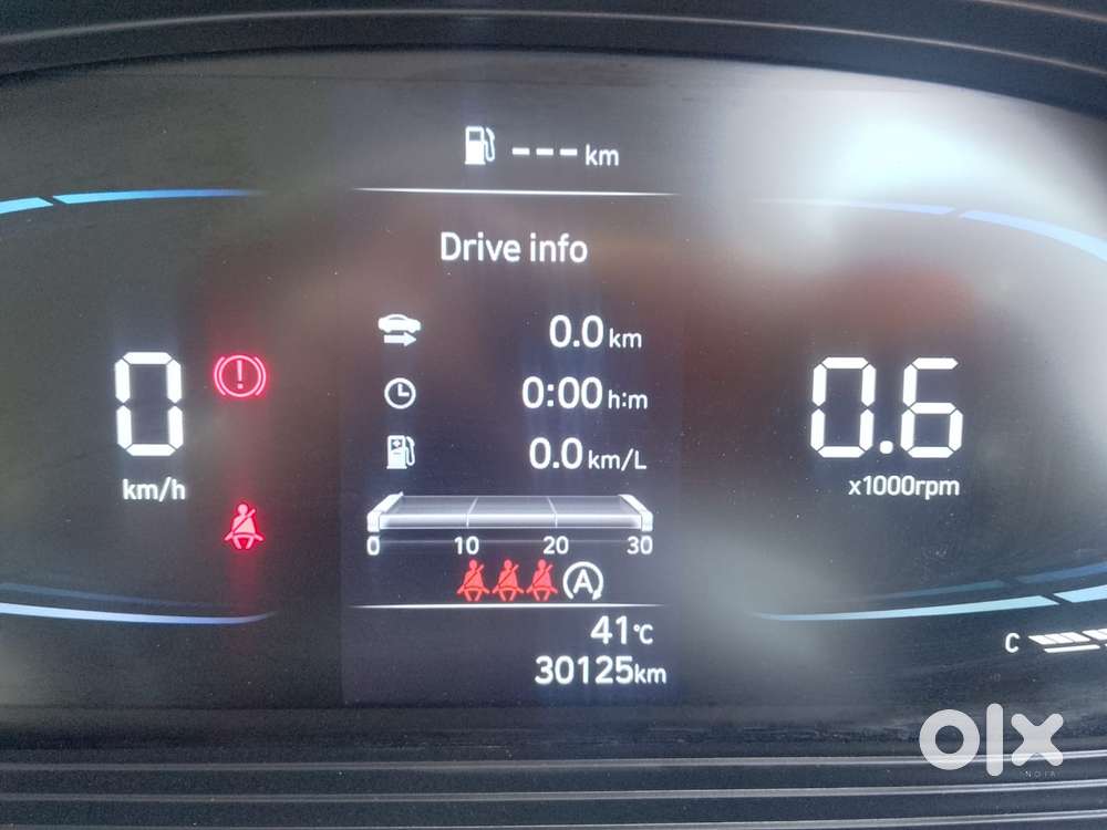 Hyundai Venue, 2024, Cng & Hybrids