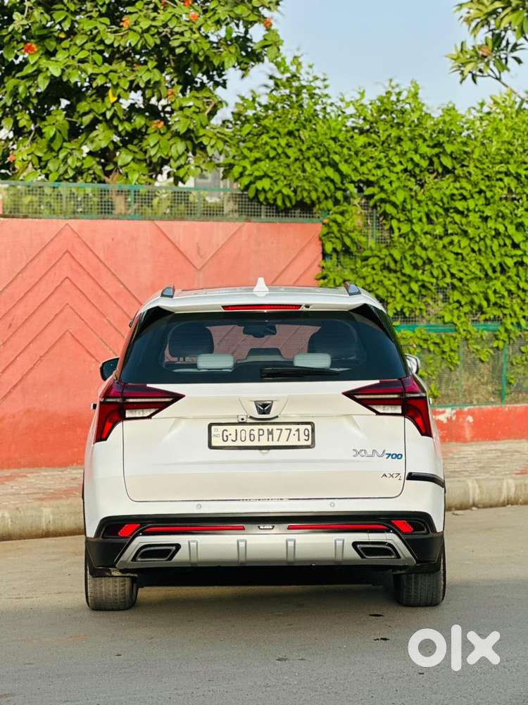 Mahindra Xuv700 2.2 Ax 7 Diesel At Luxury Pack Str Awd, 2023, Diesel
