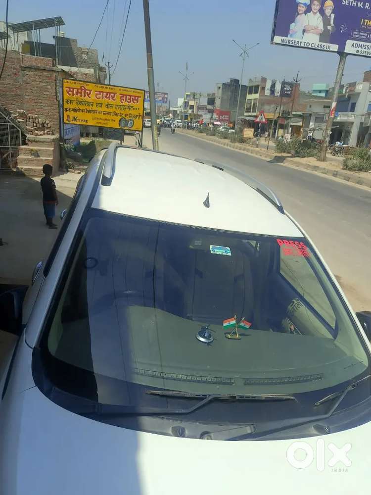 Gadi 1st Class Condition Hai Only Petrol Hai