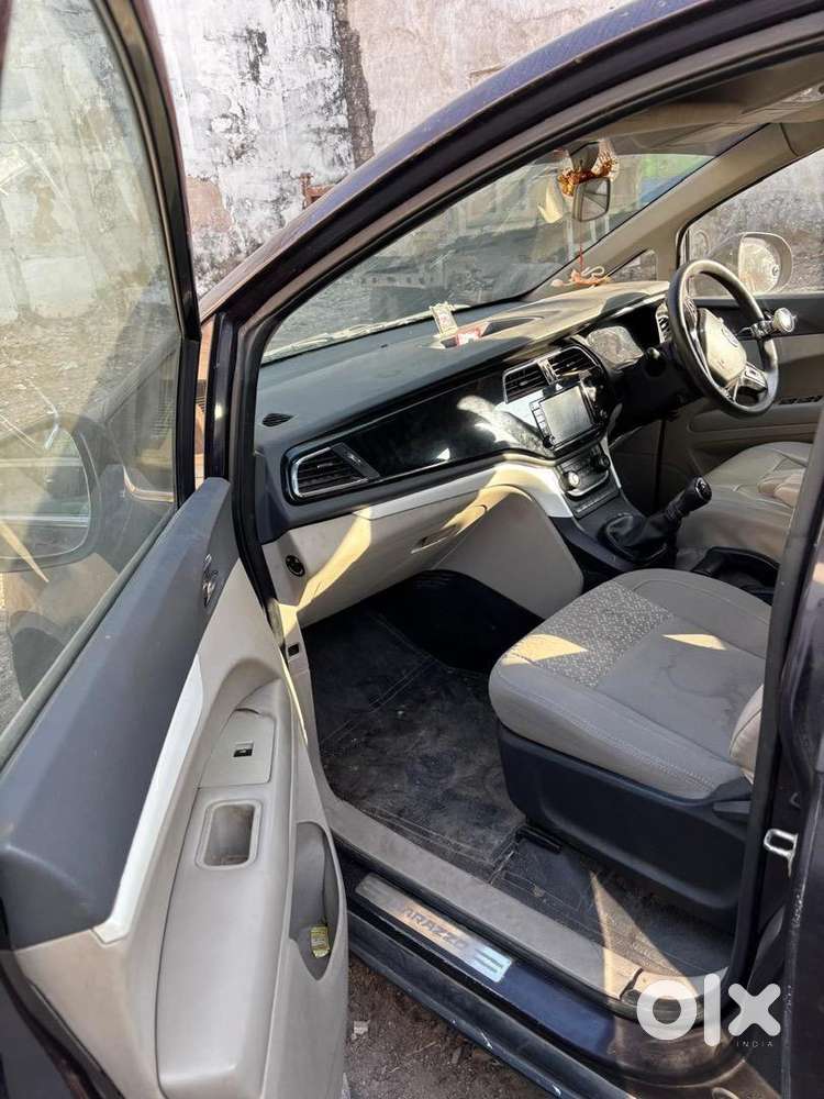 Mahindra Marazzo 2018 Diesel Well Maintained