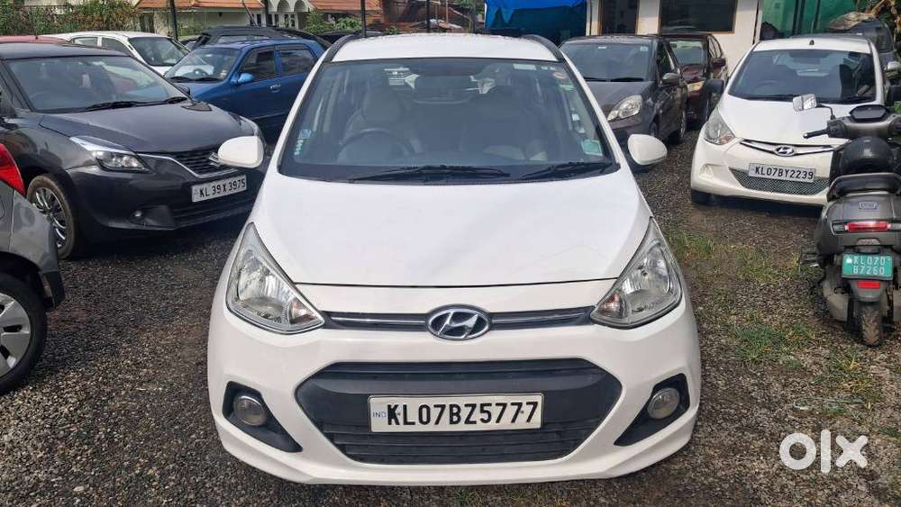 Hyundai Grand I10 Sportz, 2014, Petrol