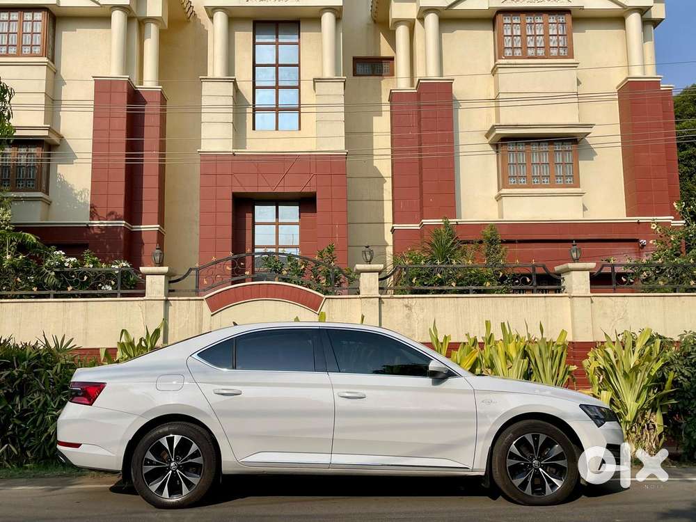 Skoda Superb 2.0 L&k Tsi At, 2020, Petrol