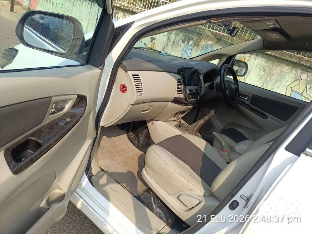 Toyota Innova 2.5 Z Diesel 7 Seater, 2014, Diesel