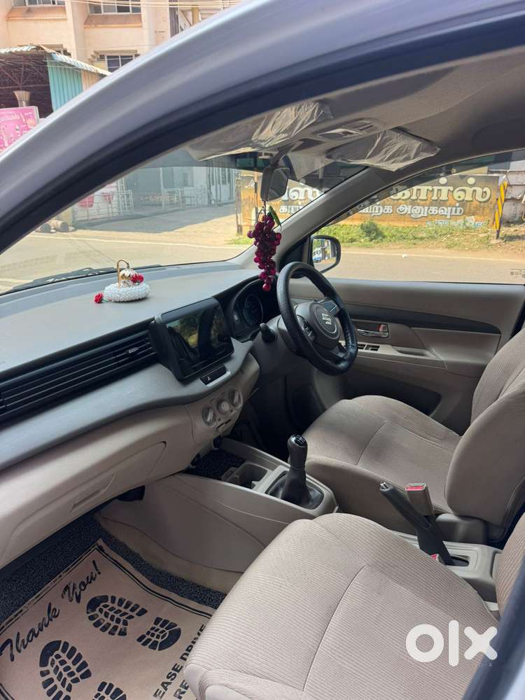 Maruti Suzuki Ertiga 2022-2023  Vxi, 2023, Petrol
