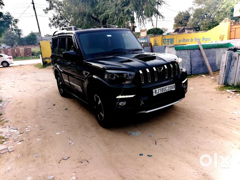 Mahindra Scorpio Classic 2023
