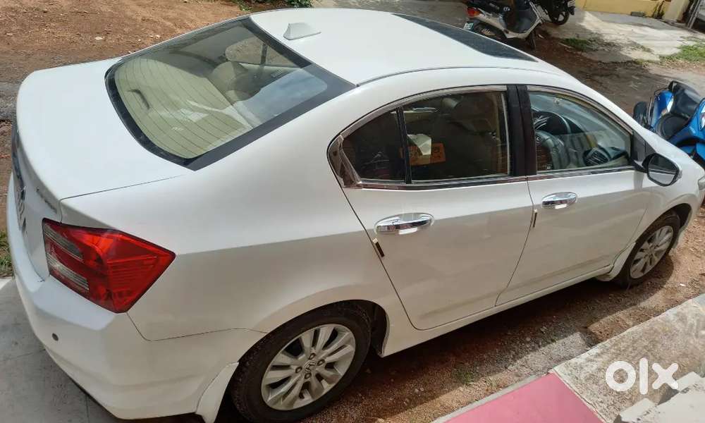 Honda City Ivtec Topend Sunroof Petrol Infotainment System