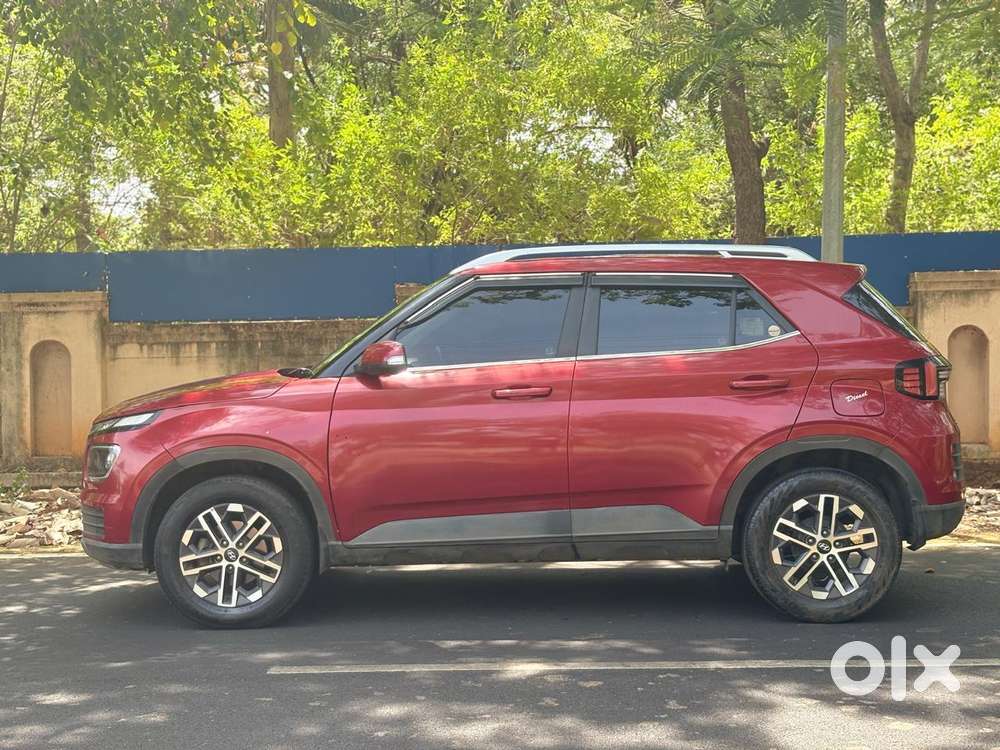 Hyundai Venue Sx Mt, 2023, Diesel
