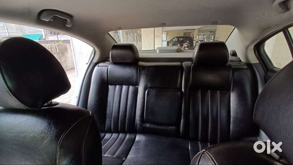 Chevrolet Cruze Ltz 2010 Mt Showroom Condition