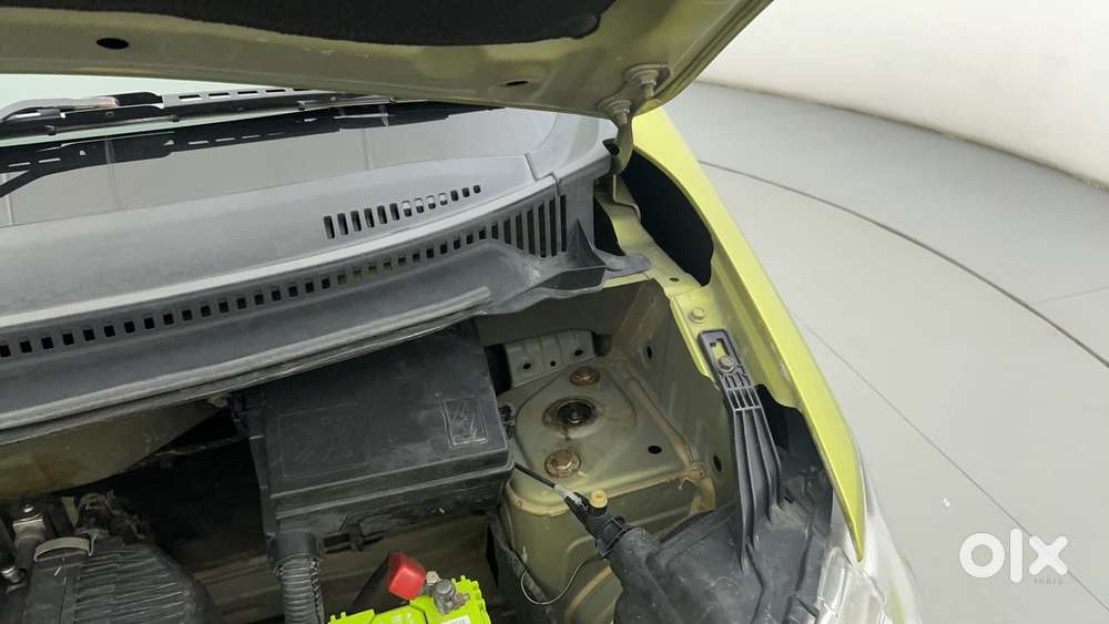 Datsun Redigo T Option, 2016, Petrol