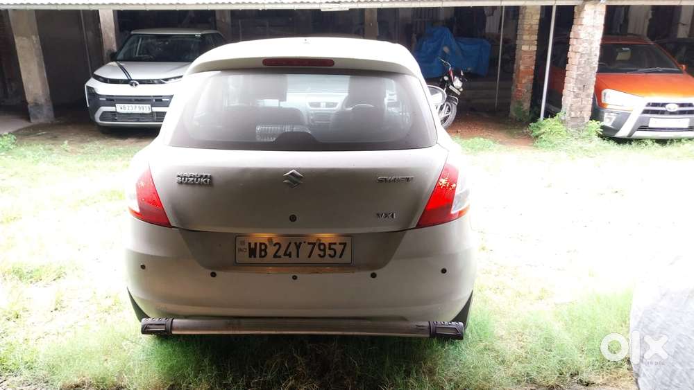 Maruti Suzuki Swift Vxi, 2015, Petrol
