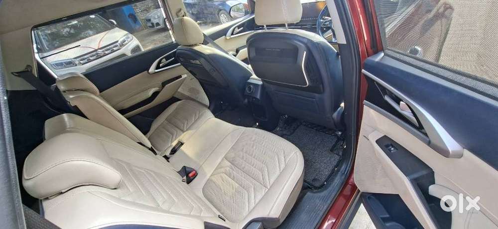 Kia Carens Luxury (o)1.5 Diesel At 7 Str, 2022, Diesel