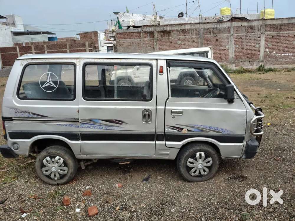 Badhiya Condition Mein Gadi Hai Lpg Aur Petrol Donon Hai