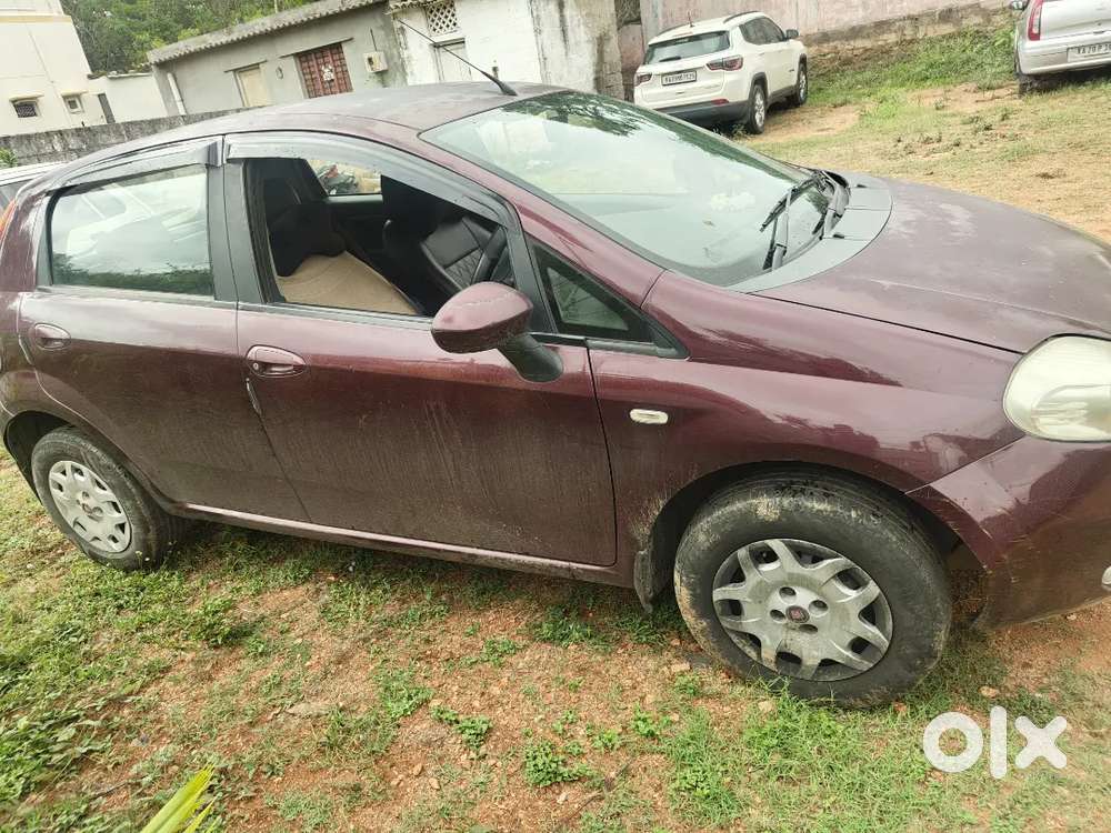 Fiat Punto 2011 Diesel 85000 Km Driven