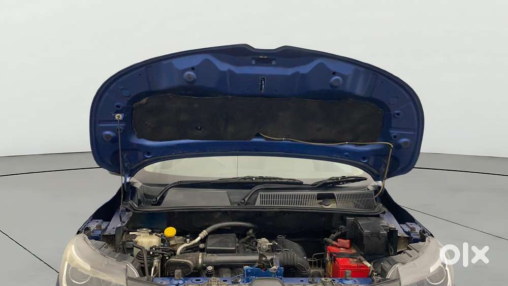 Renault Triber Rxz, 2020, Petrol