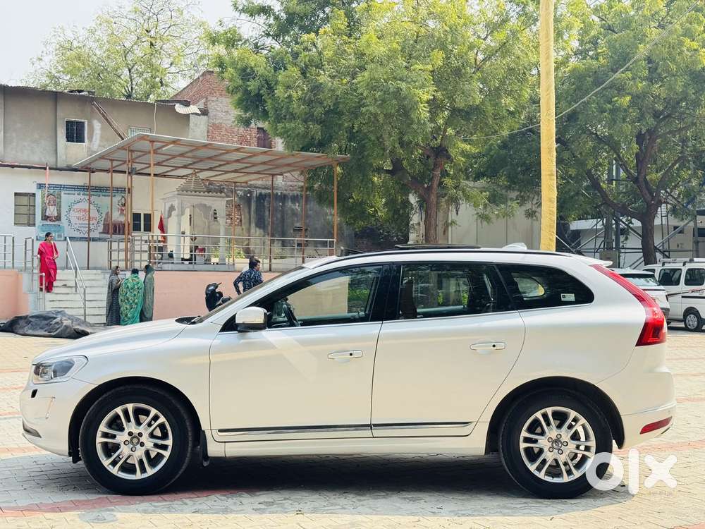 Volvo Xc60 D5 Awd Automatic, 2016, Diesel