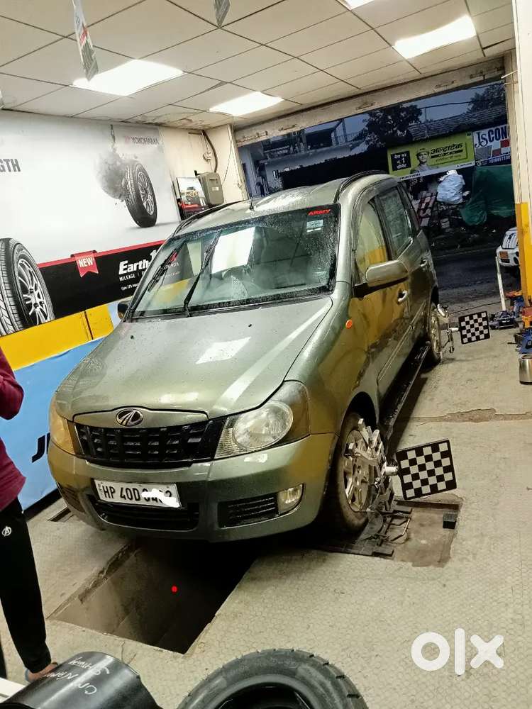Mahindra Quanto Diesel Dec 2012 C8 7 Seater Top Model