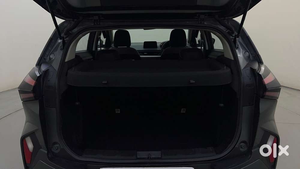 Tata Nexon Pure (s) 1.2 Petrol 6amt, 2024, Petrol