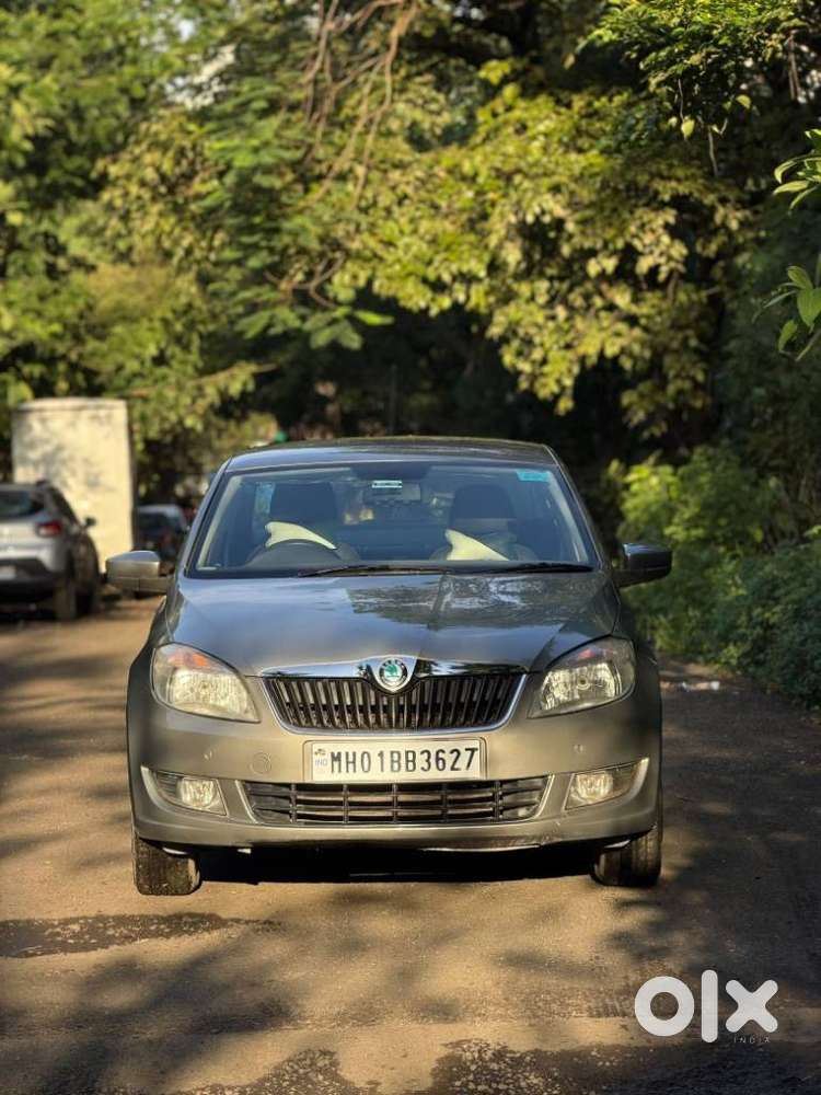 Skoda Rapid 1.6 Mpi Ambition, 2012, Petrol