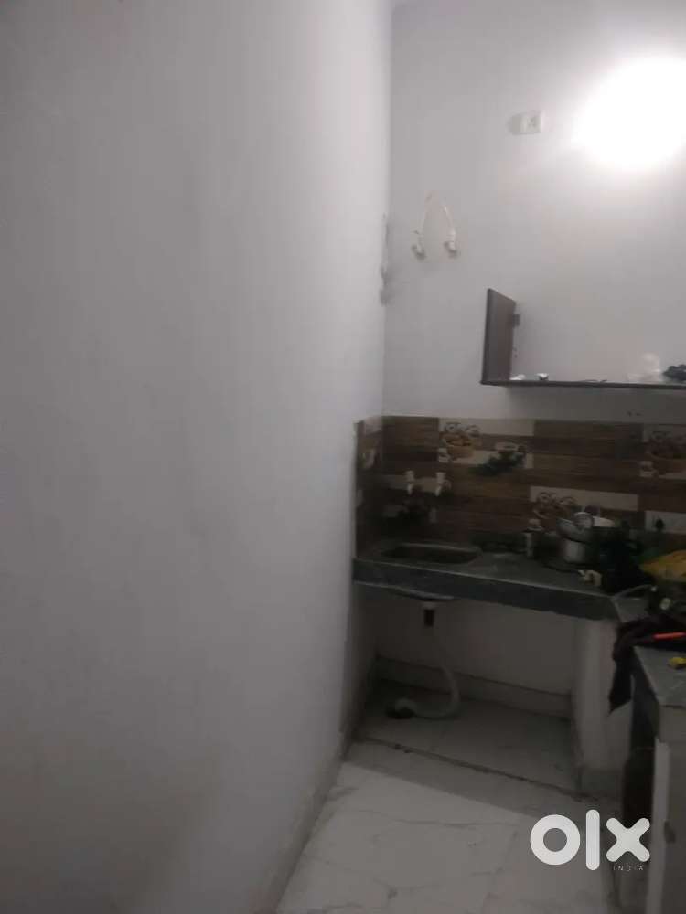 Want room partner female or male both
