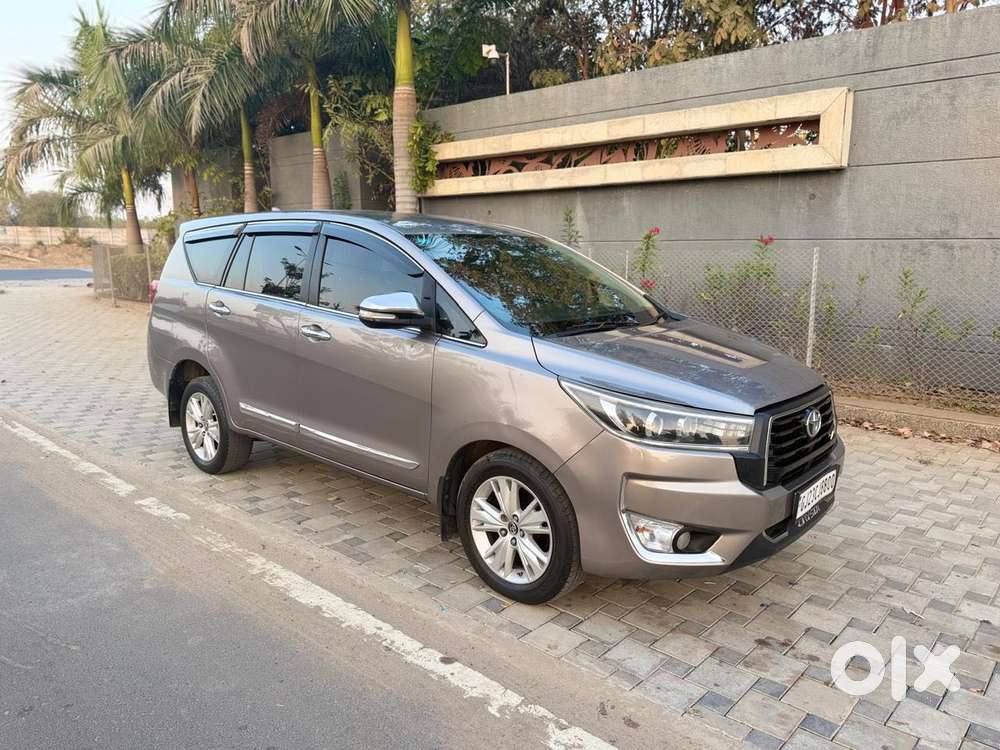 Toyota Innova Crysta 2.8 Zx At, 2016, Diesel