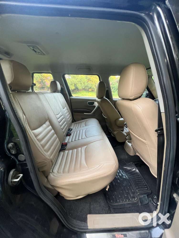 Mahindra Tuv 300, 2017, Diesel