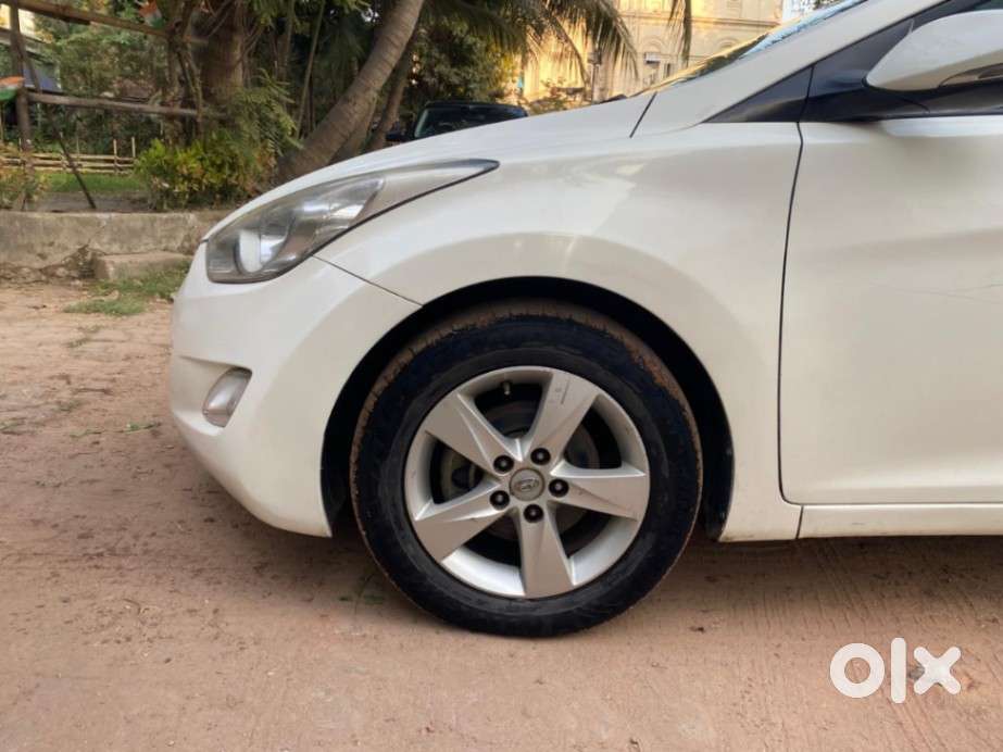 Hyundai Elantra 1.8 Sx Mt, 2014, Petrol