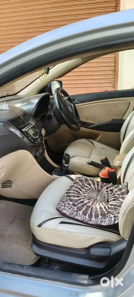 Hyundai Verna 2011 Petrol 90000 Km Driven
