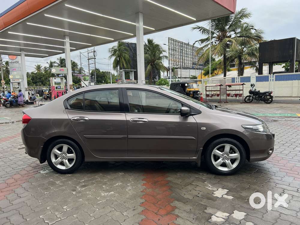Honda City 2011-2013 V At Exclusive, 2011, Petrol