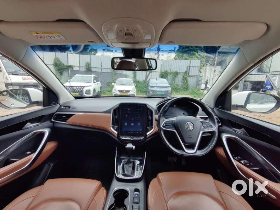 Mg Hector Plus 1.5 Sharp Turbo Cvt 6 Str, 2022, Petrol