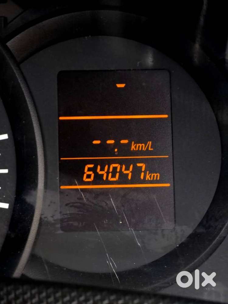 Maruti Suzuki Swift Lxi Optional-o, 2017, Petrol