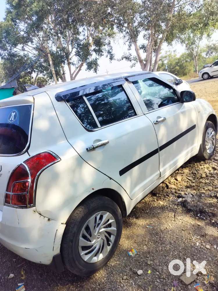 Maruti Suzuki Swift 2010 Petrol 120000 Km Driven