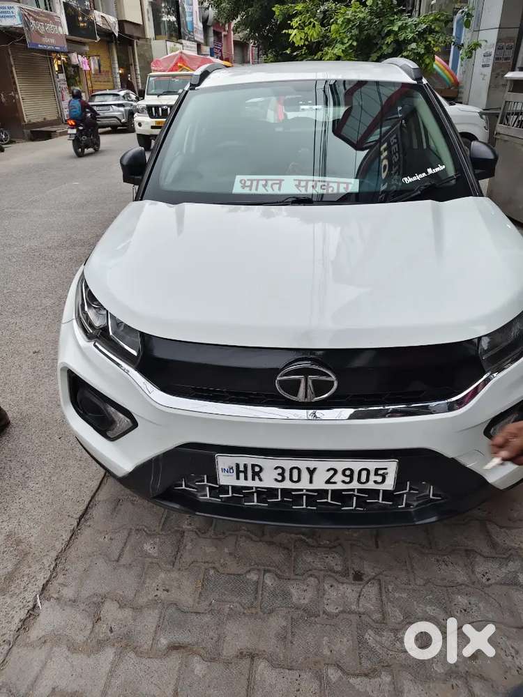 Tata Nexon Xm Bs 6