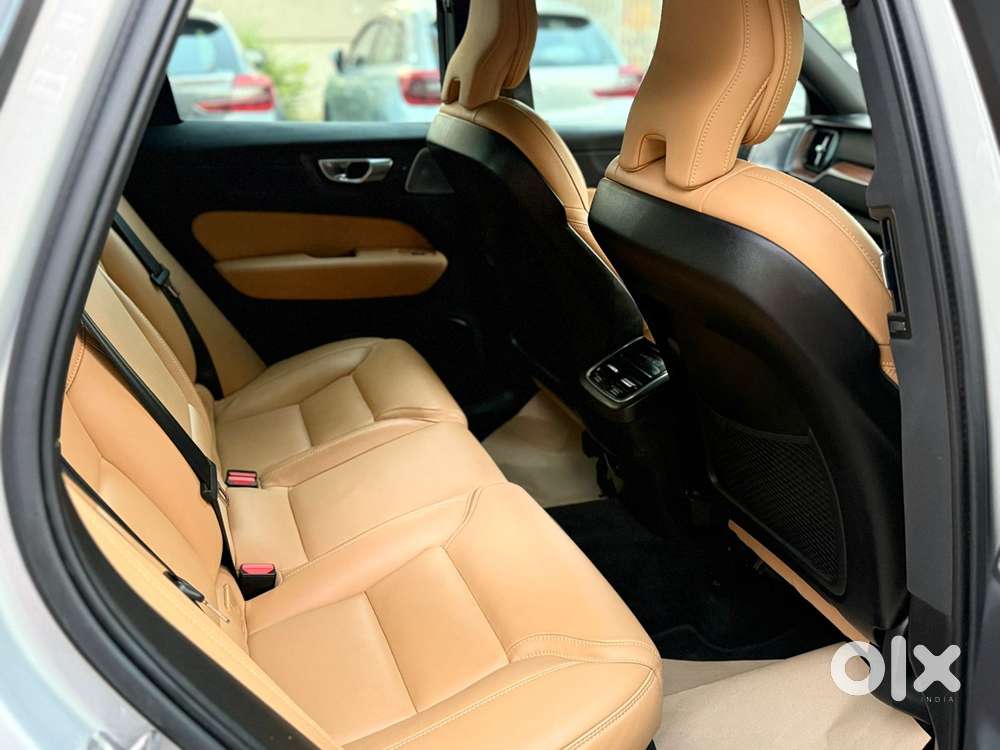 Volvo Xc60 D5 Awd Automatic, 2024, Petrol