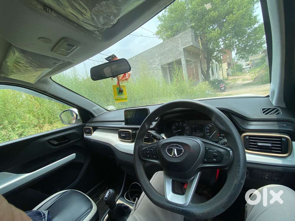 Tata Punch Petrol 2022