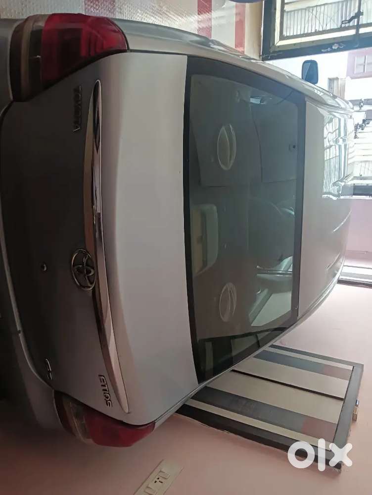 Toyota Etios 2011