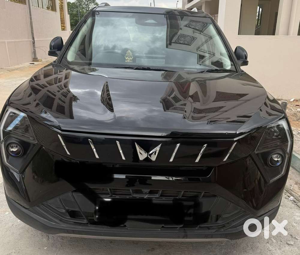 Mahindra Xuv 3xo Petrol 2025